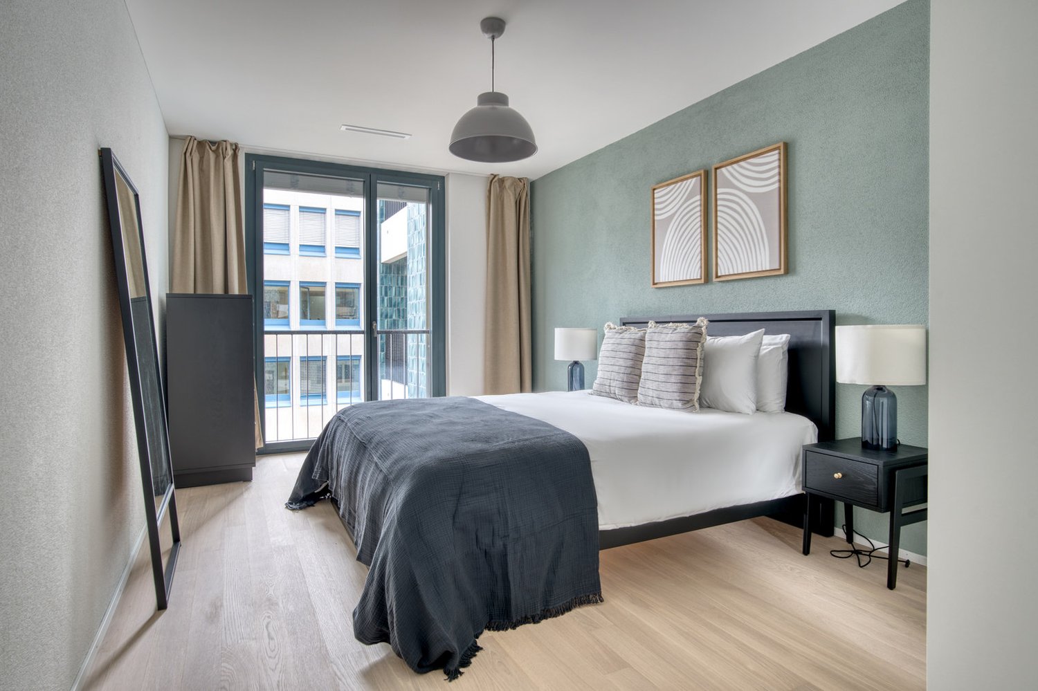 2 rooms furnished flat
