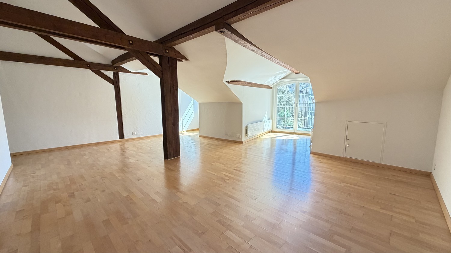 2 ½ rooms attic flat