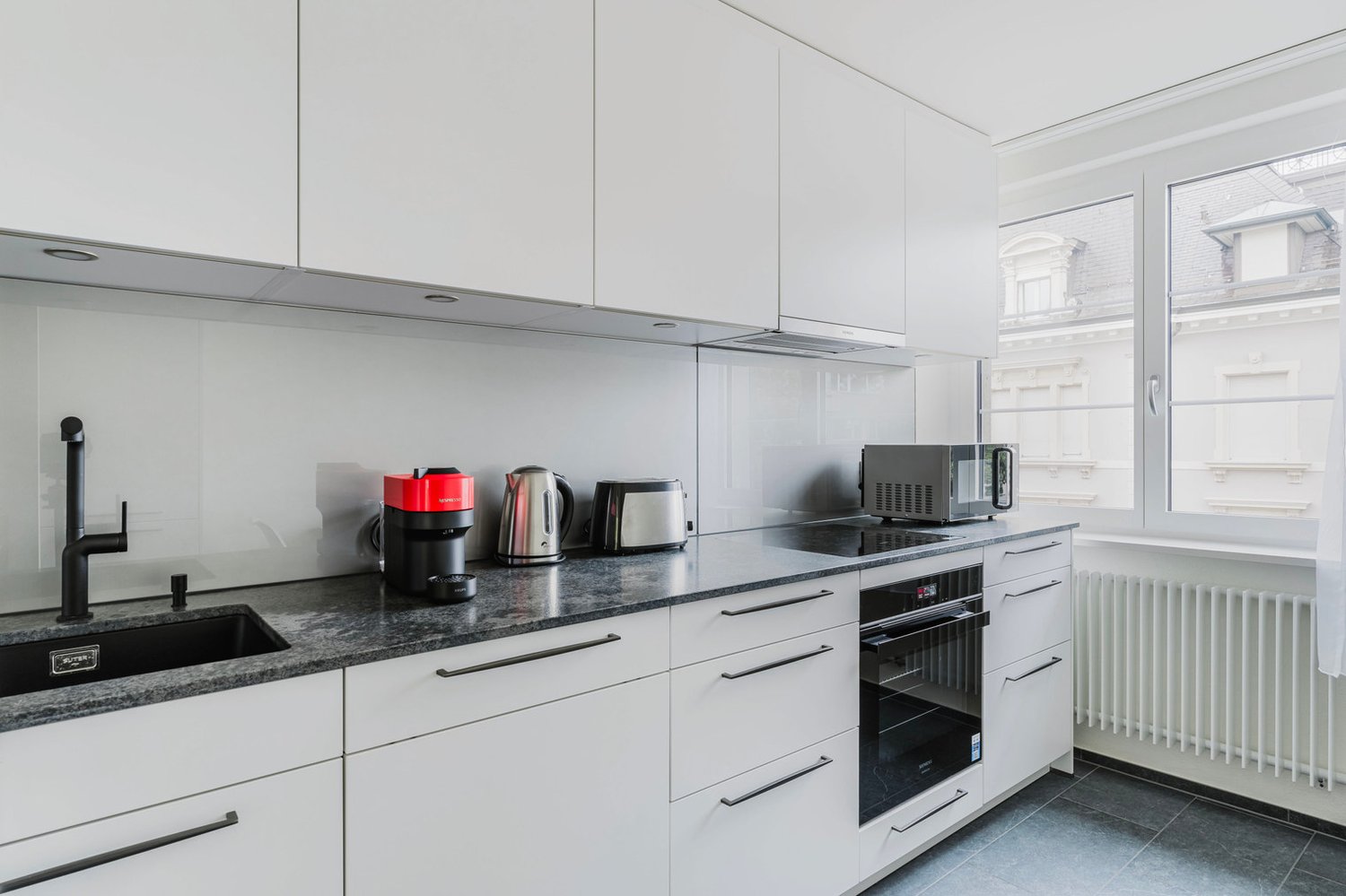 2 rooms furnished flat