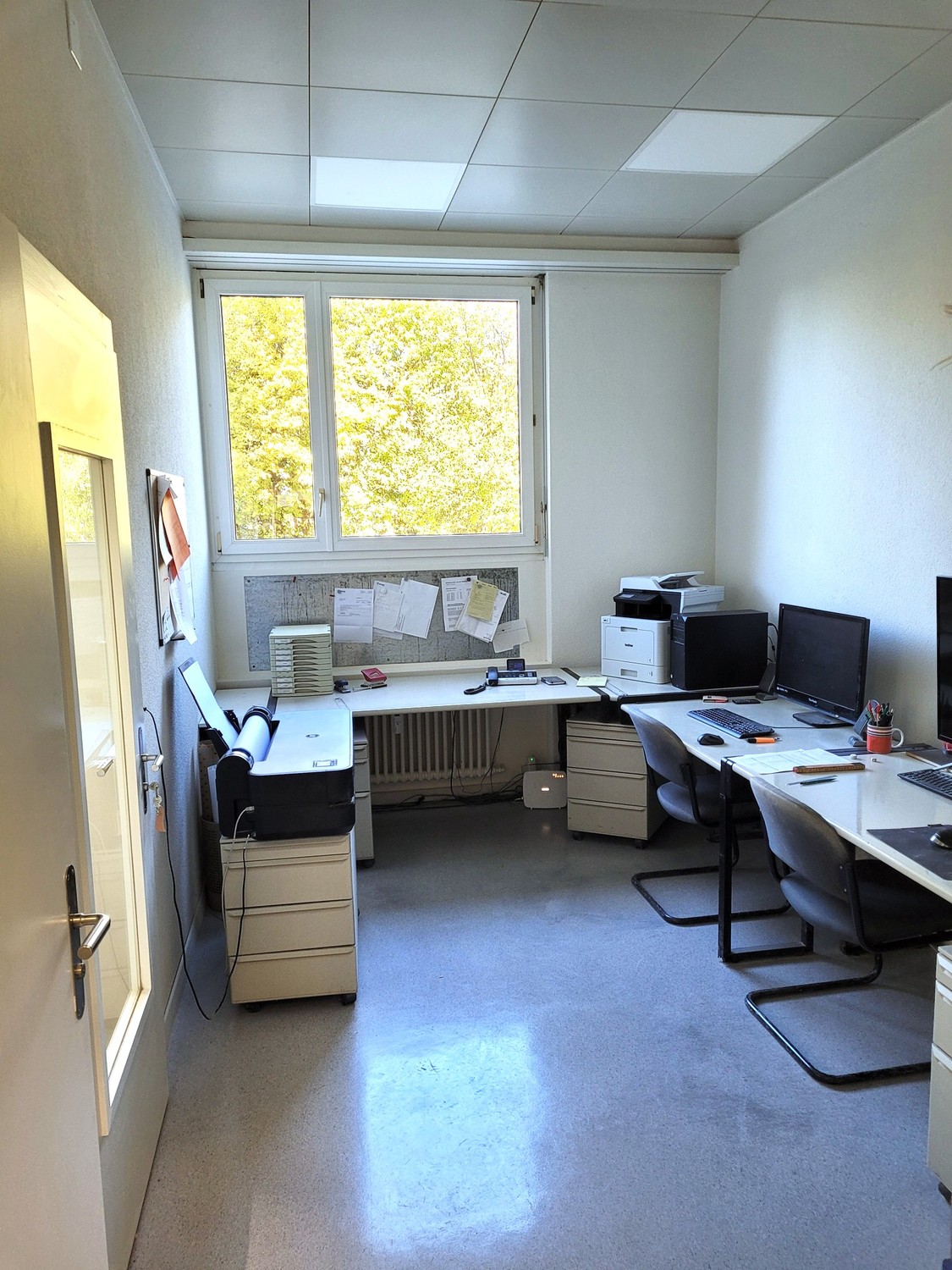 320m² commercial