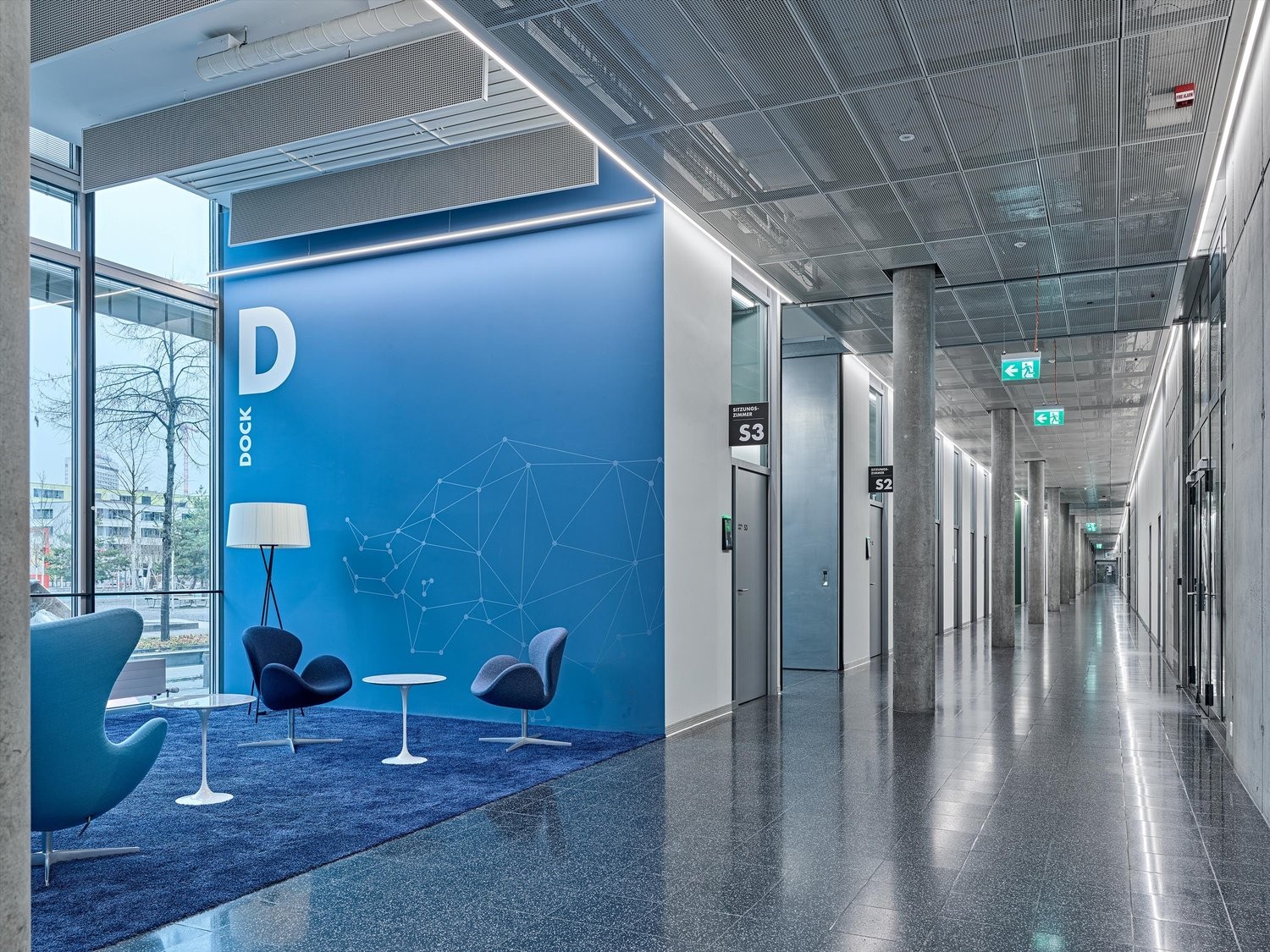 61m² office