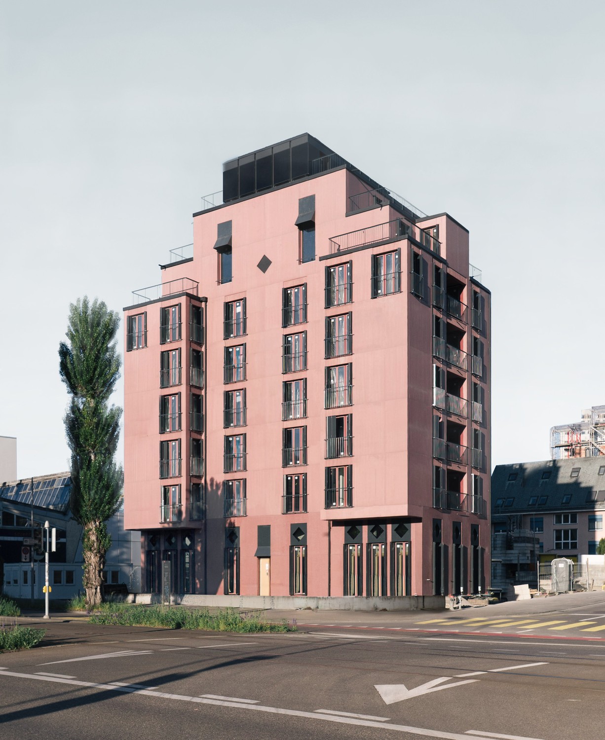 130-260m² commercial