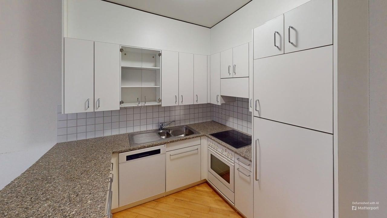 5 rooms apartment