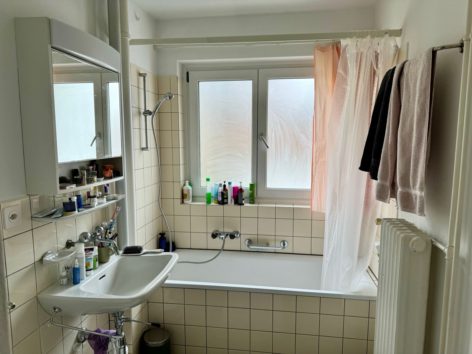 Room in a shared flat, Foto 3 von 3