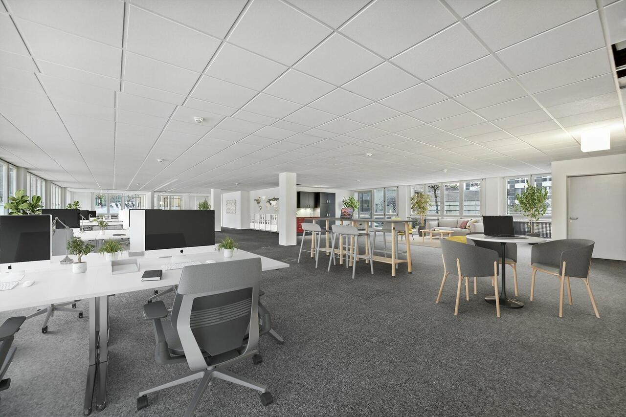 351m² office