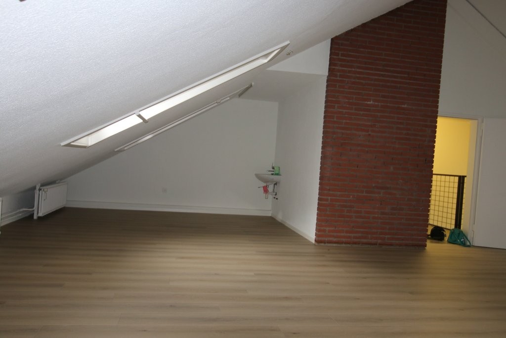54m² commercial