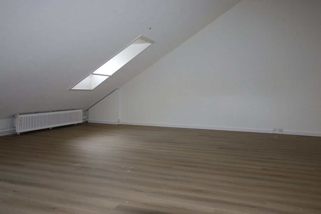 54m² commercial