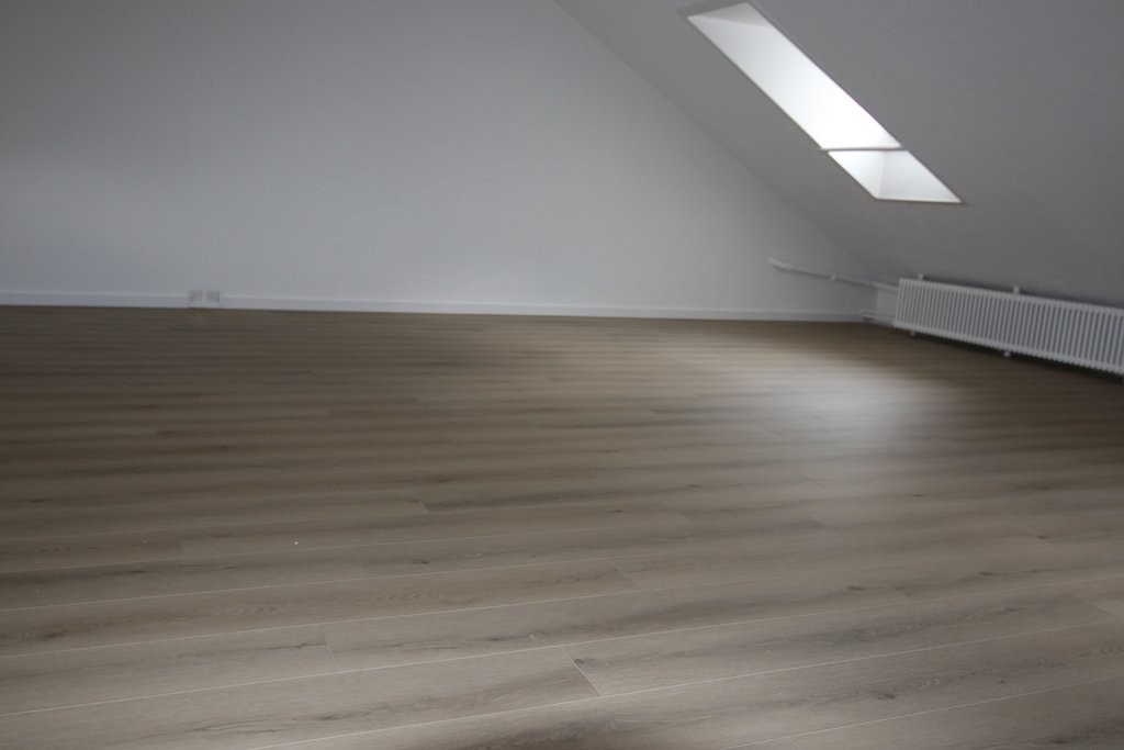 54m² commercial