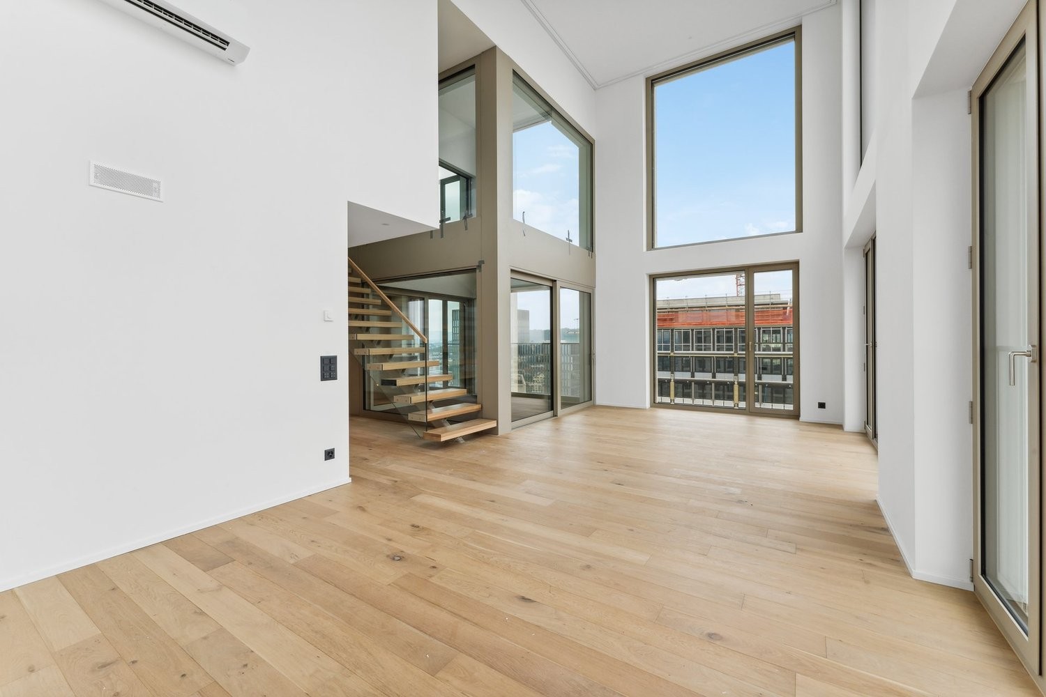 2 ½ rooms duplex, Foto 1 von 10