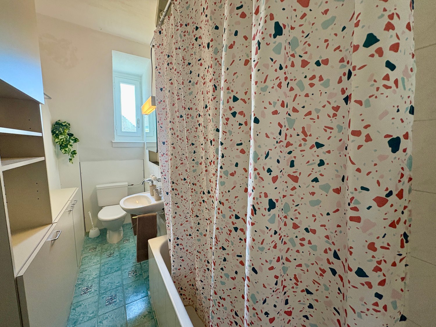1 room single room