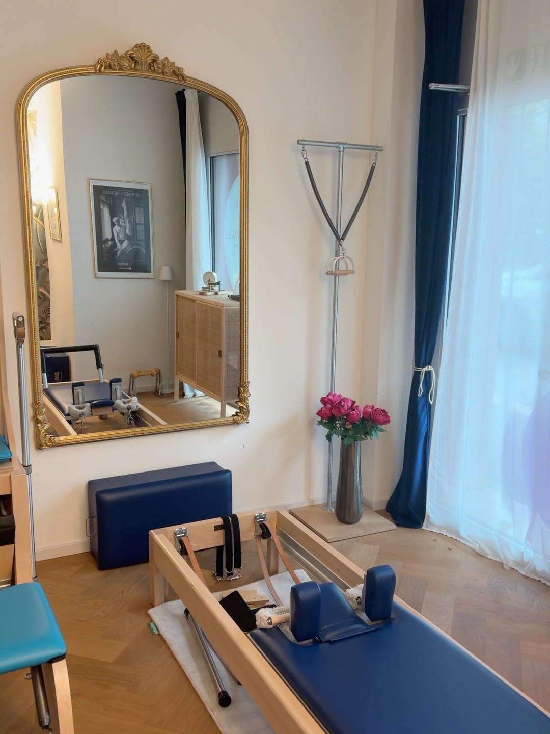 48m² commercial