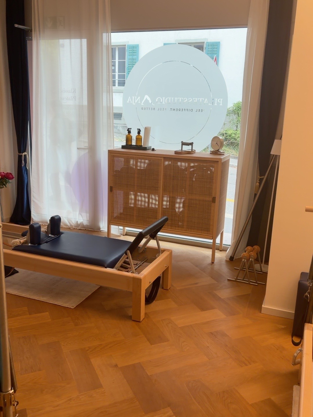 48m² commercial