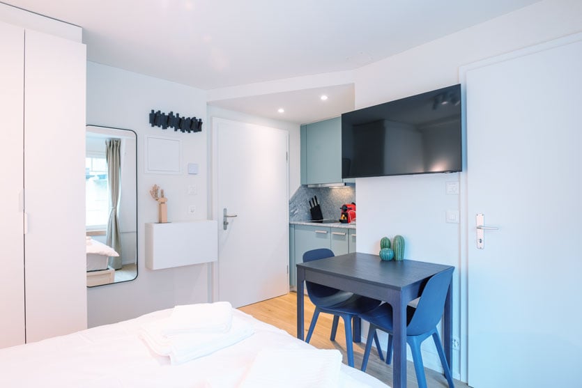 1 room furnished flat
