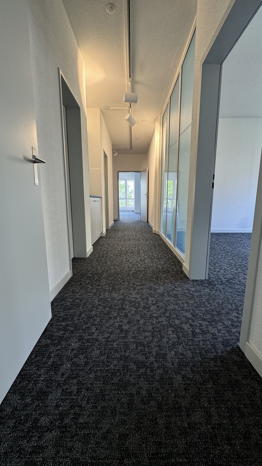 175m² commercial