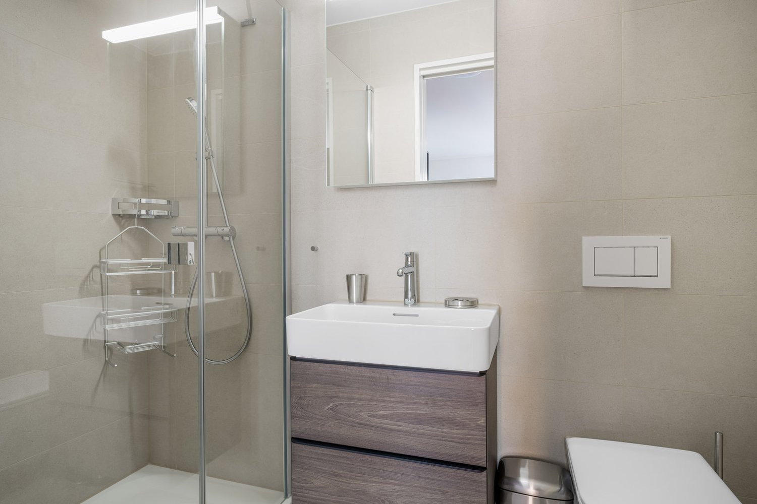 1 room furnished flat