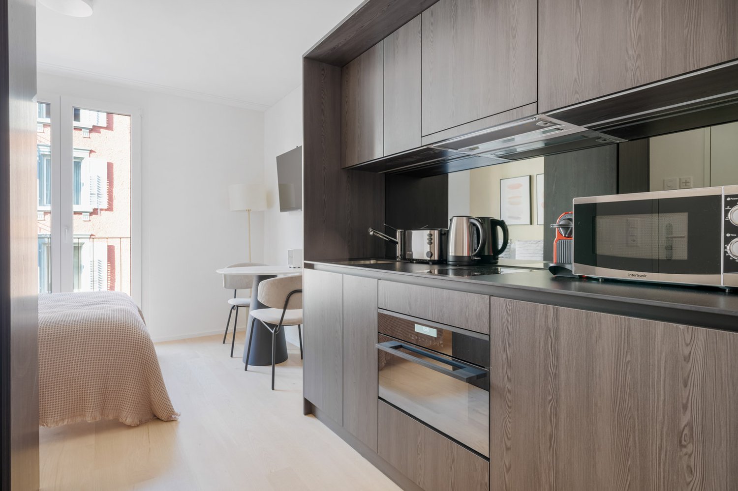 1 room furnished flat