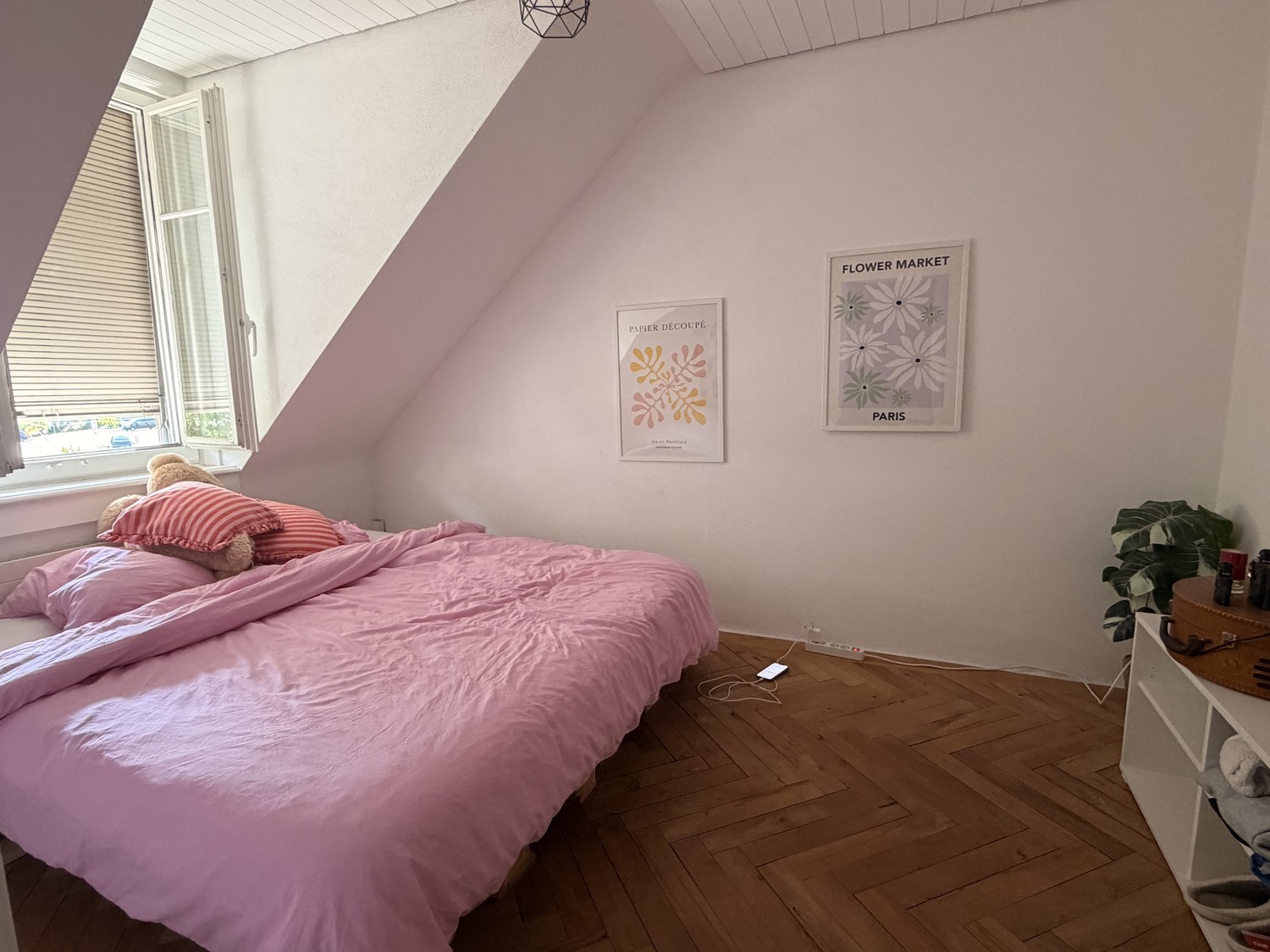 Chambre dans un appartement partagé