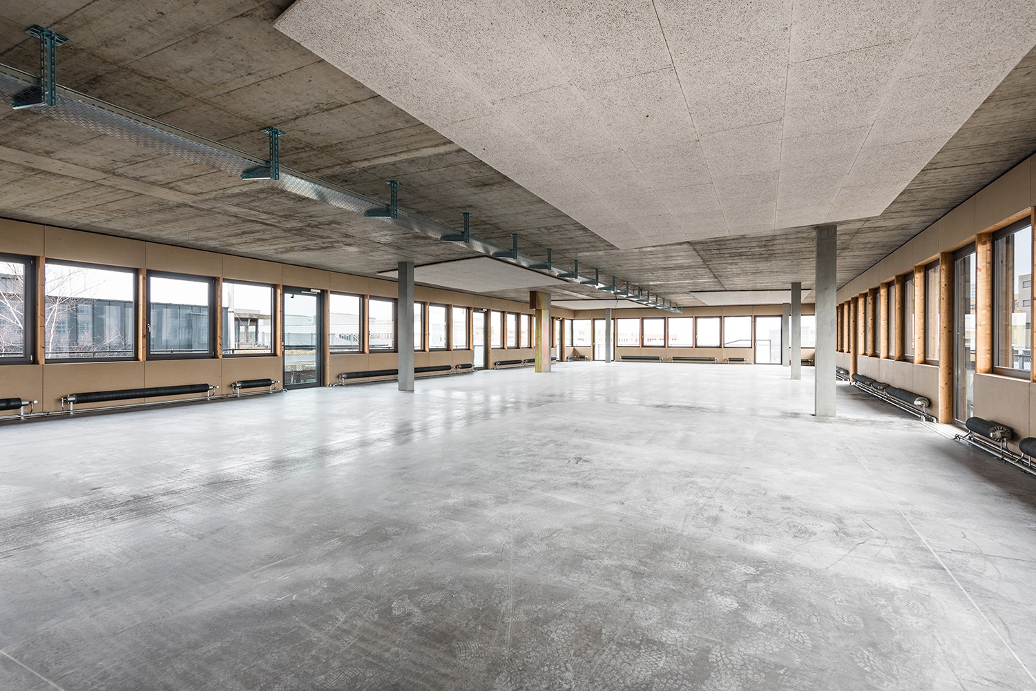 523m² office