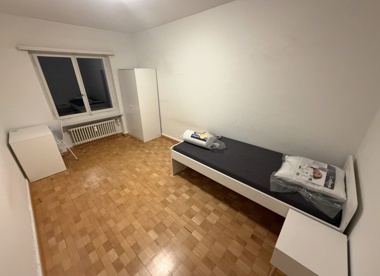 Chambre en colocation, photo 1 sur 5