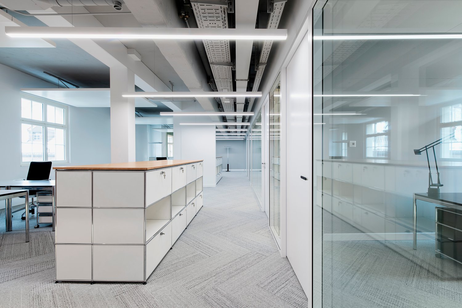 1400m² de bureaux, photo 2 sur 5