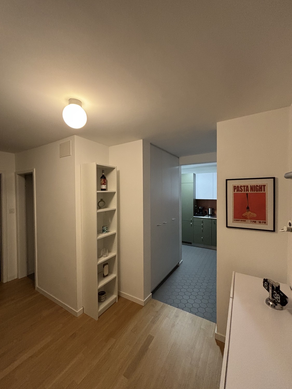 Room in a shared flat, Foto 1 von 3