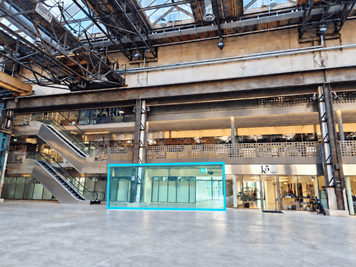 74m² commerce