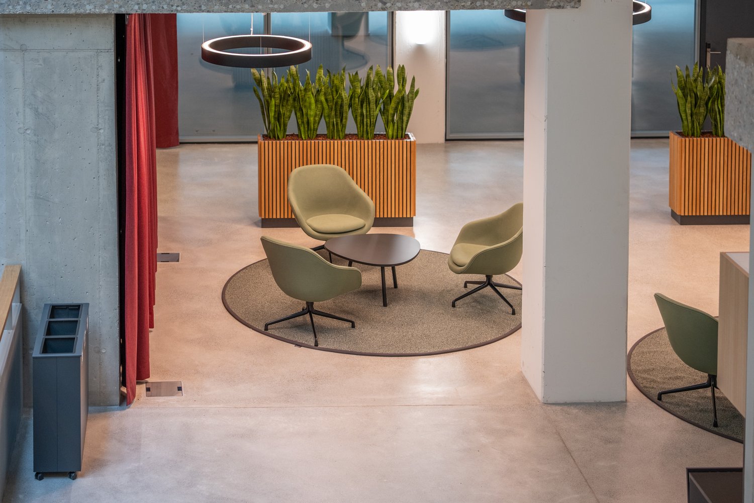 460m² commercial