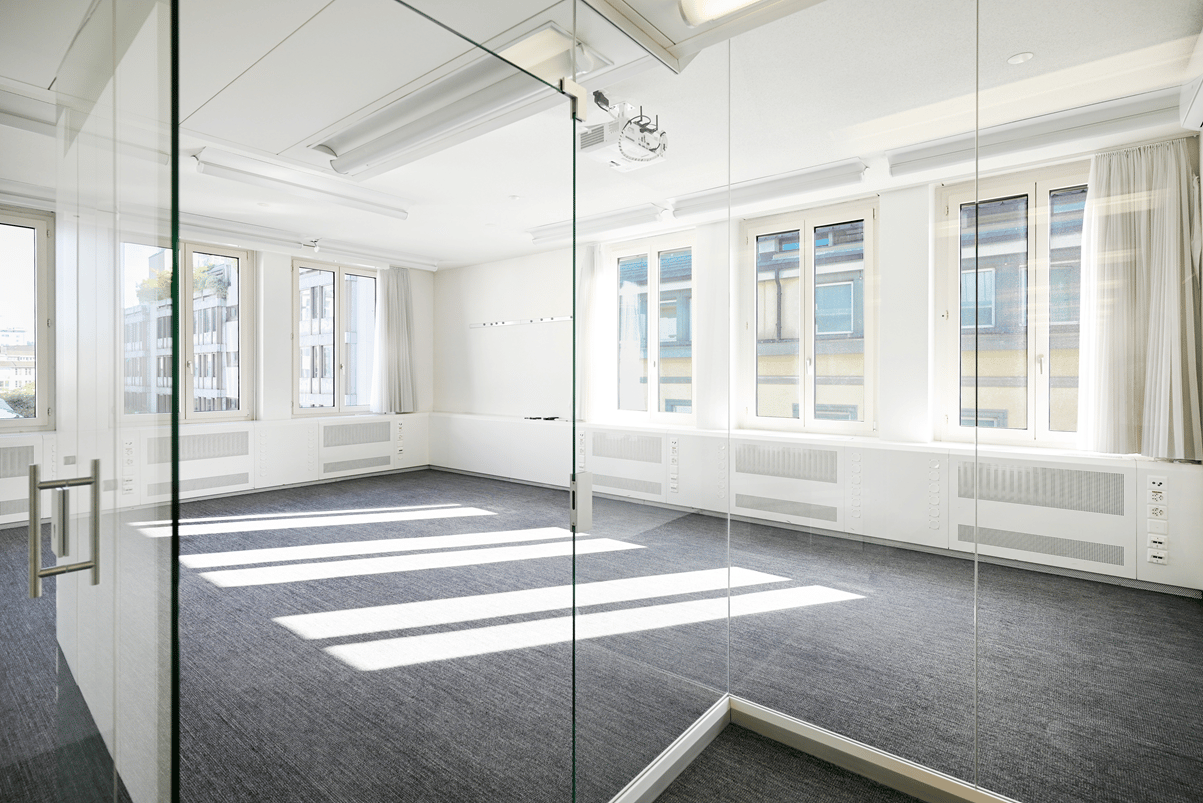 168m² office