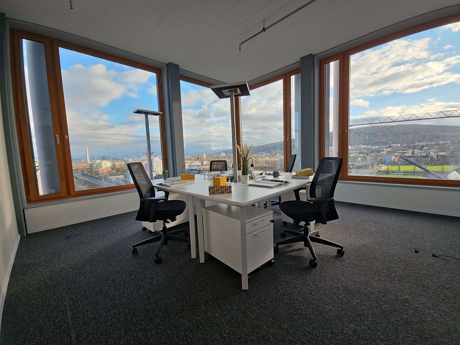 60m² office