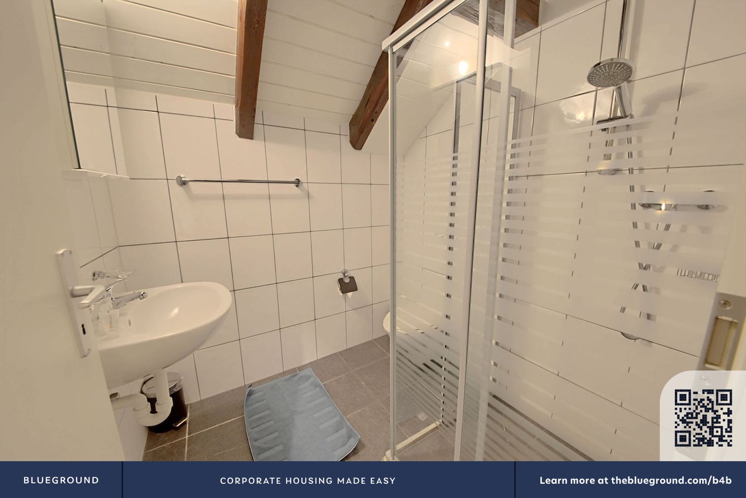 3 rooms furnished flat