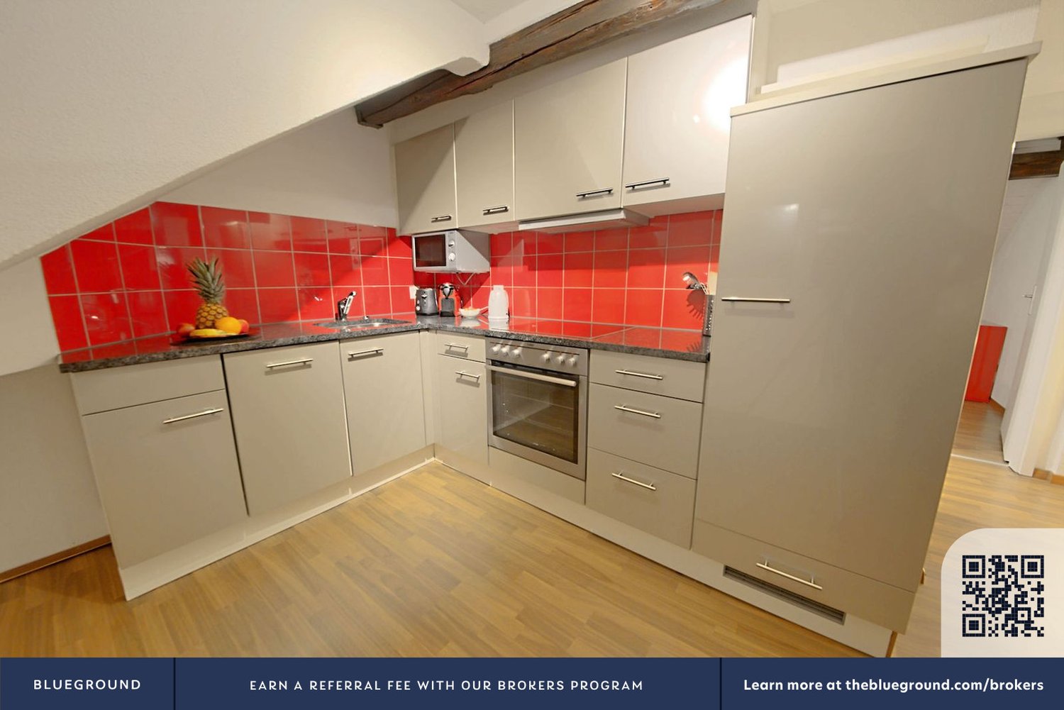 3 rooms furnished flat