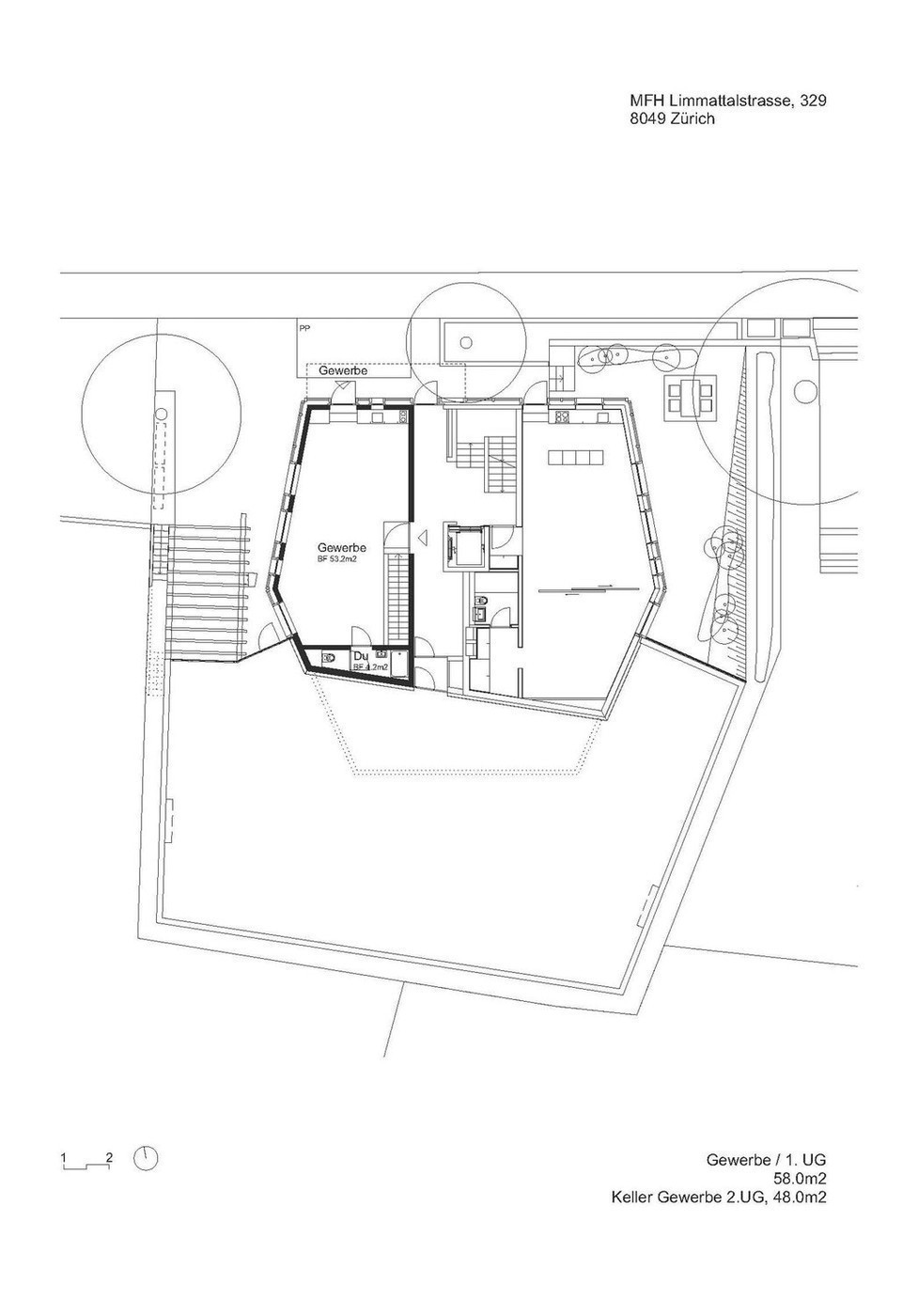 130m² commercial