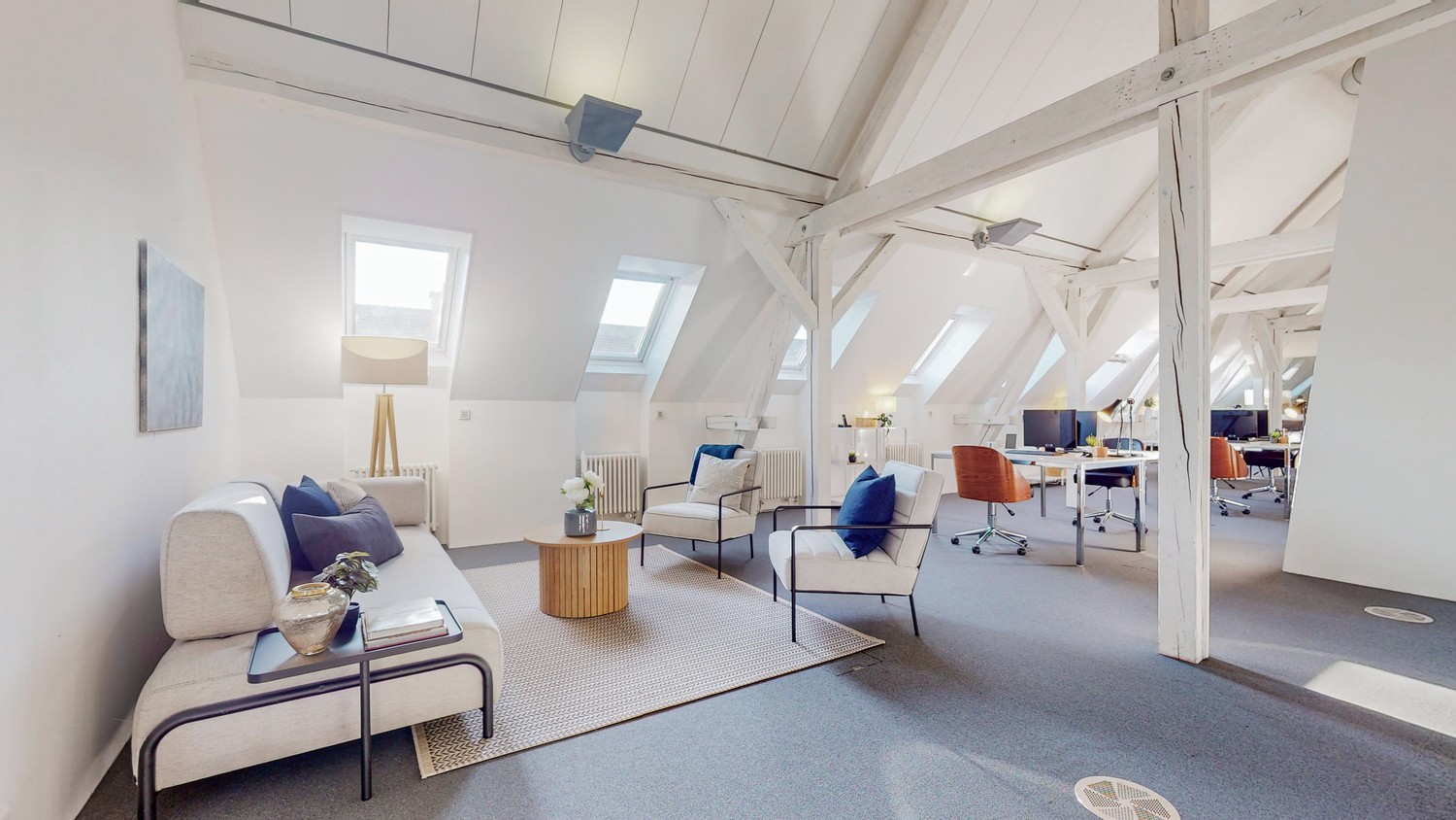 237m² office