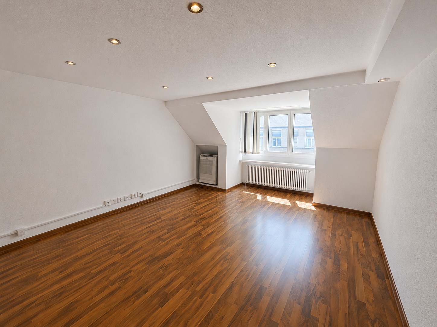 174m² ufficio