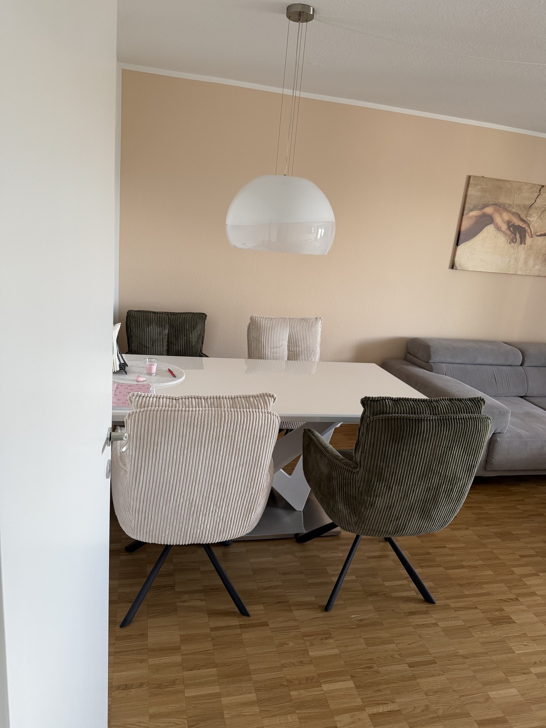 3 rooms apartment, Foto 1 von 8