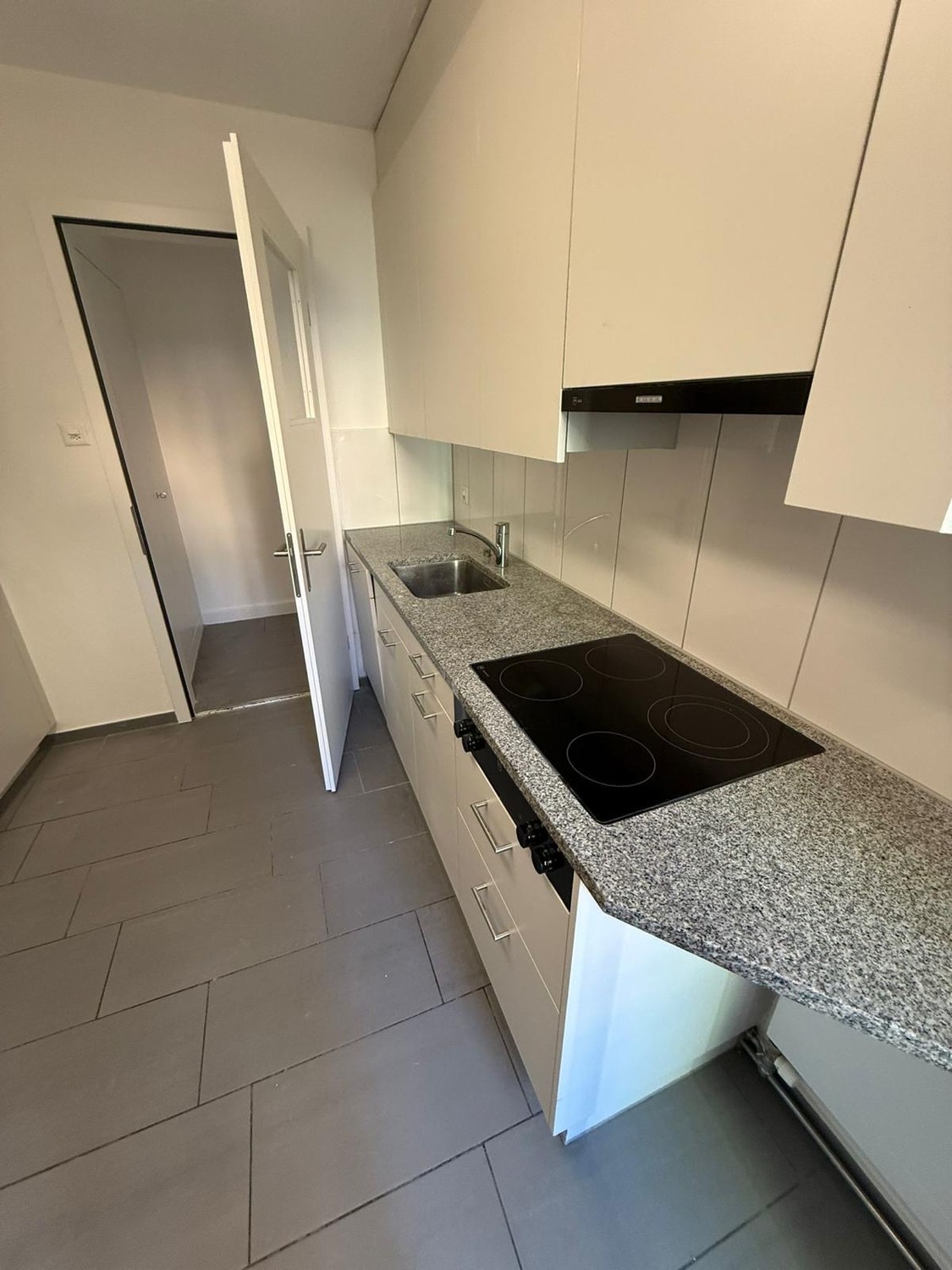 Room in a shared flat, Foto 3 von 7