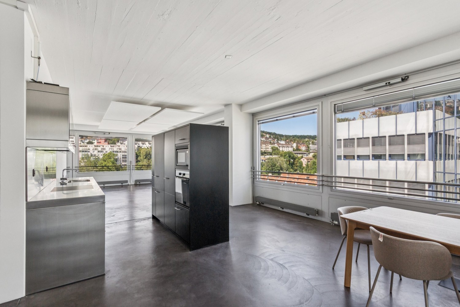 164m² office