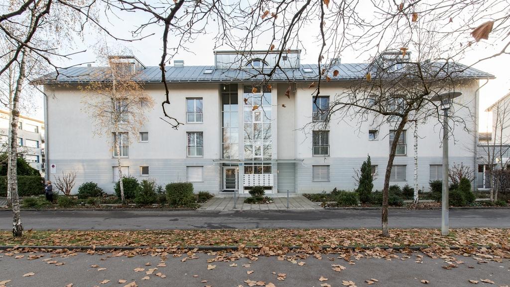 78m² commercial