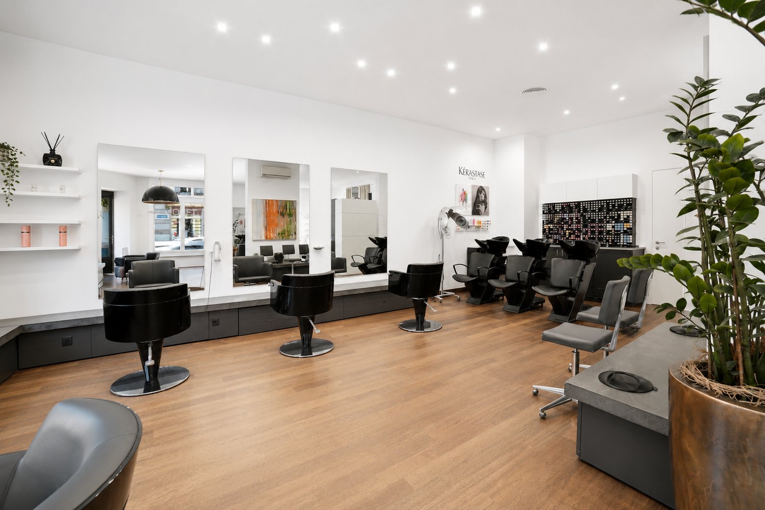 58m² hairdresser