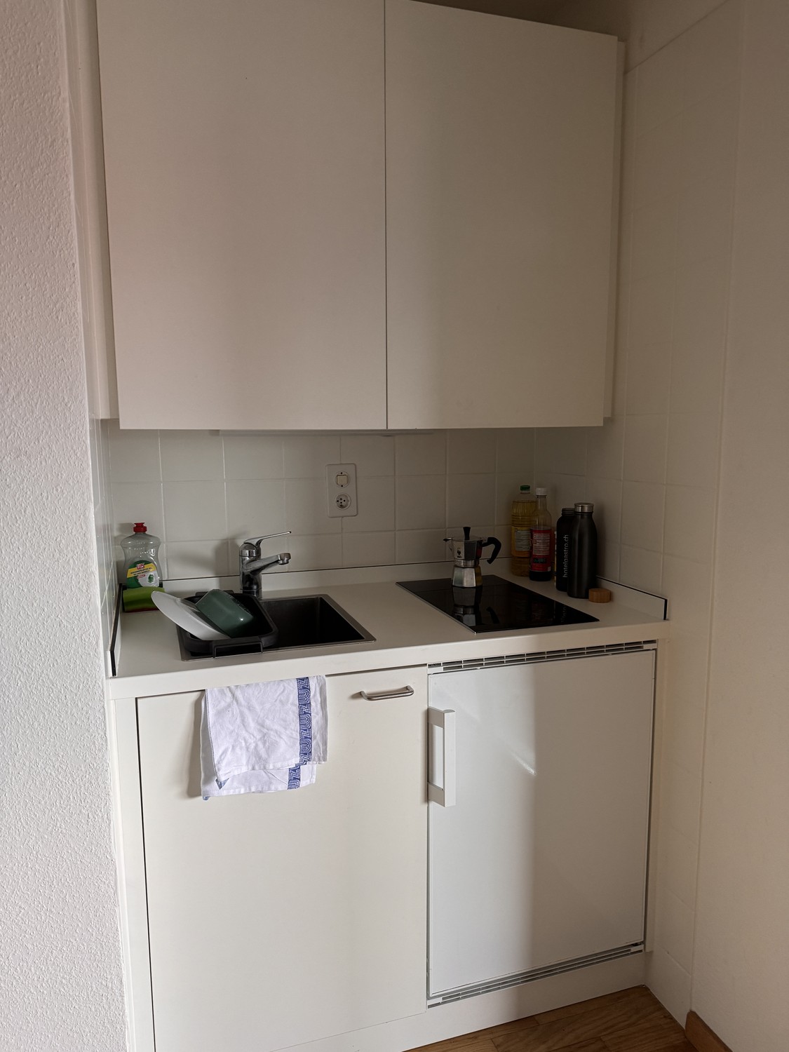 1 room apartment, Foto 2 von 5