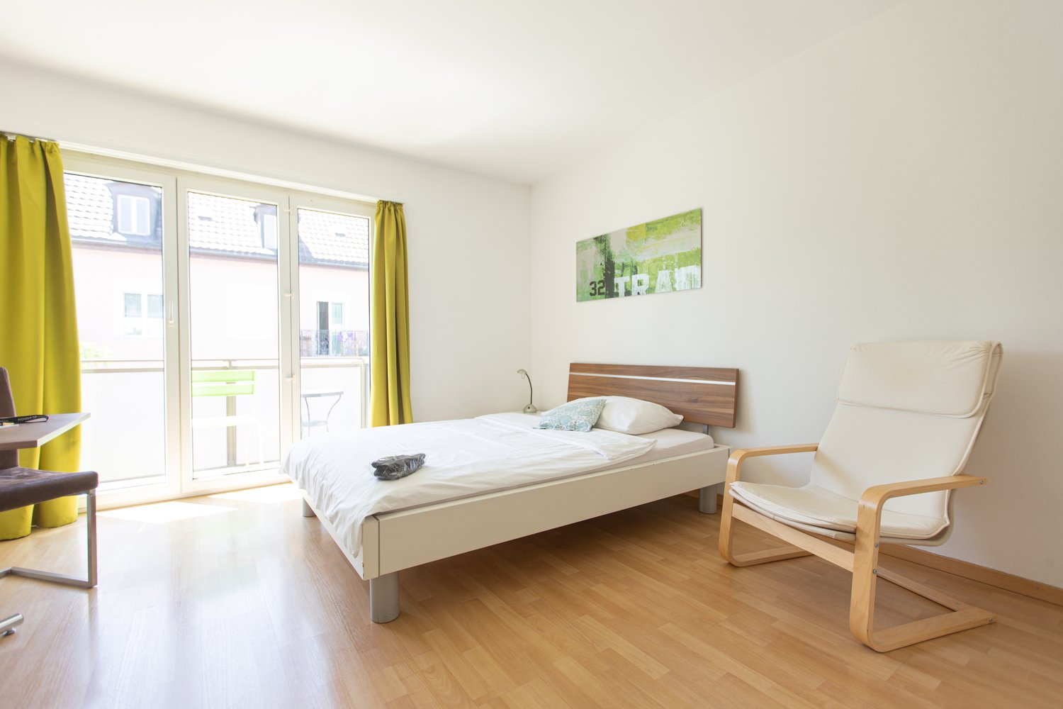 1-Zimmer-Wohnung möbliert
