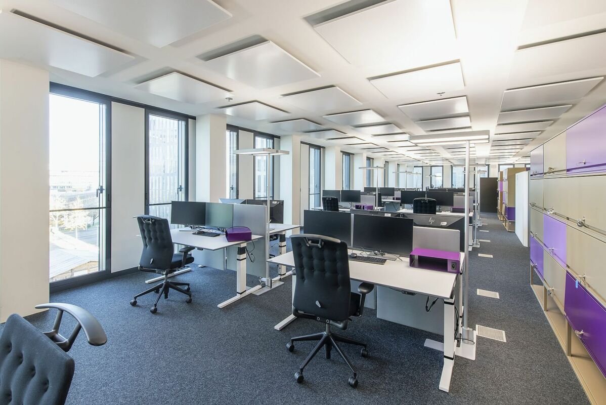 1986m² office