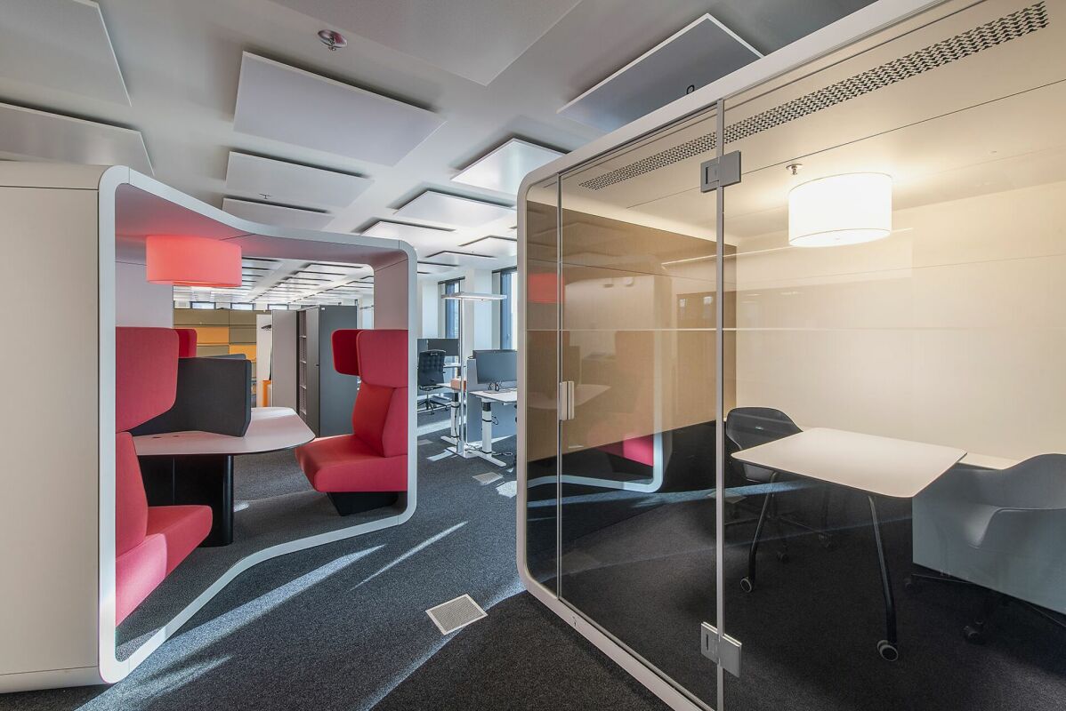 1986m² office