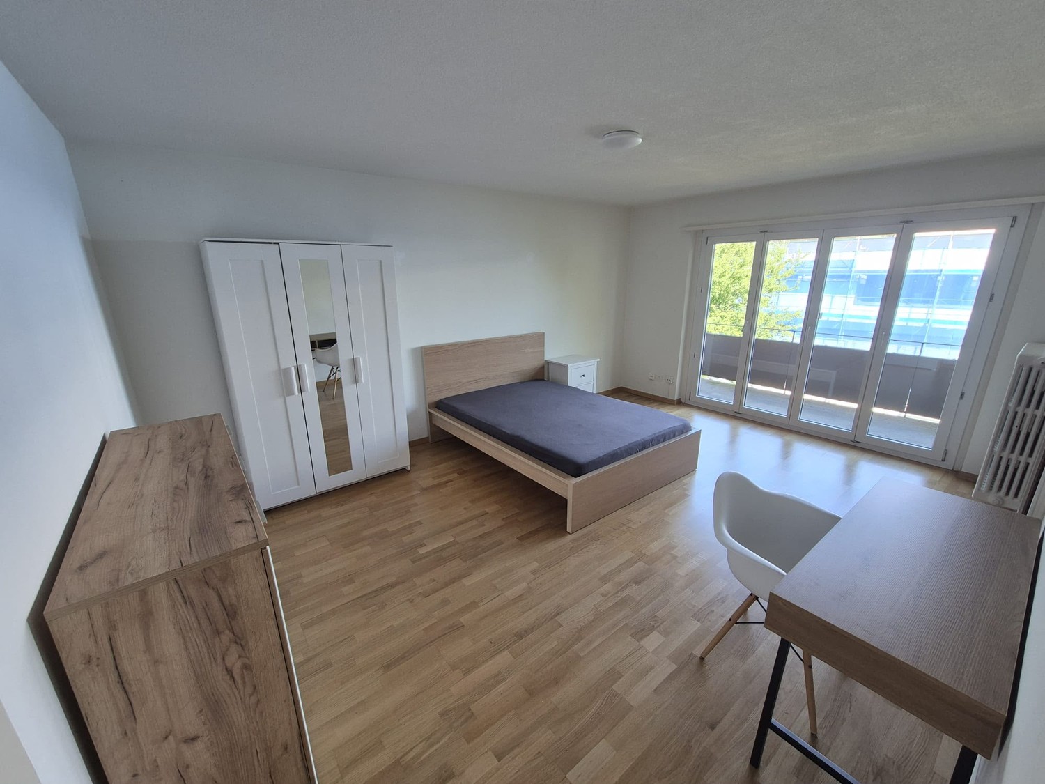 Zimmer in einer Wohngemeinschaft, Foto 2 von 6