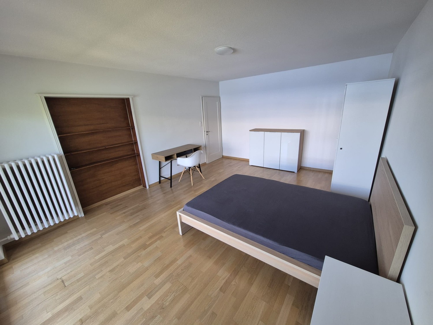 Zimmer in einer Wohngemeinschaft, Foto 1 von 6