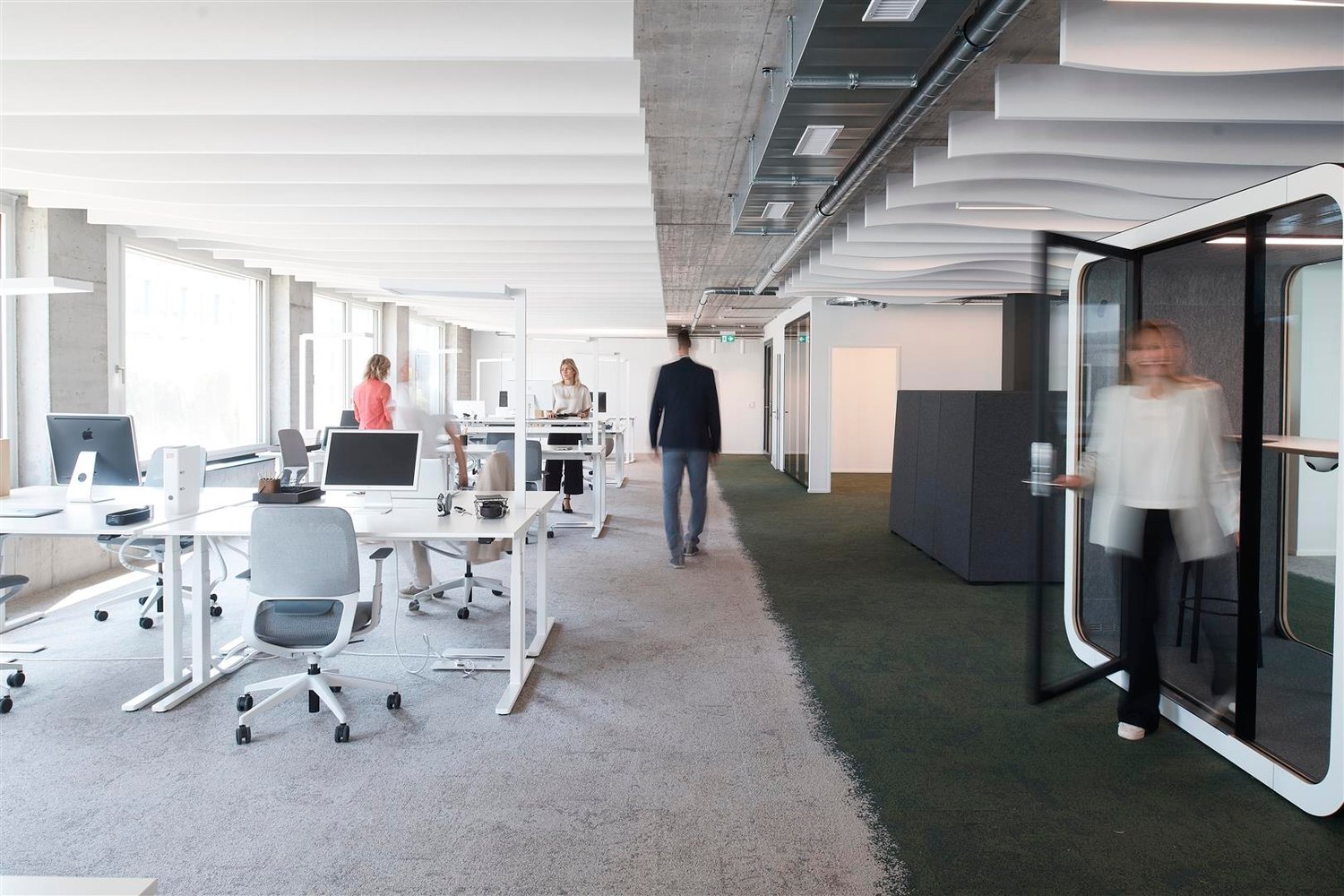204m² office