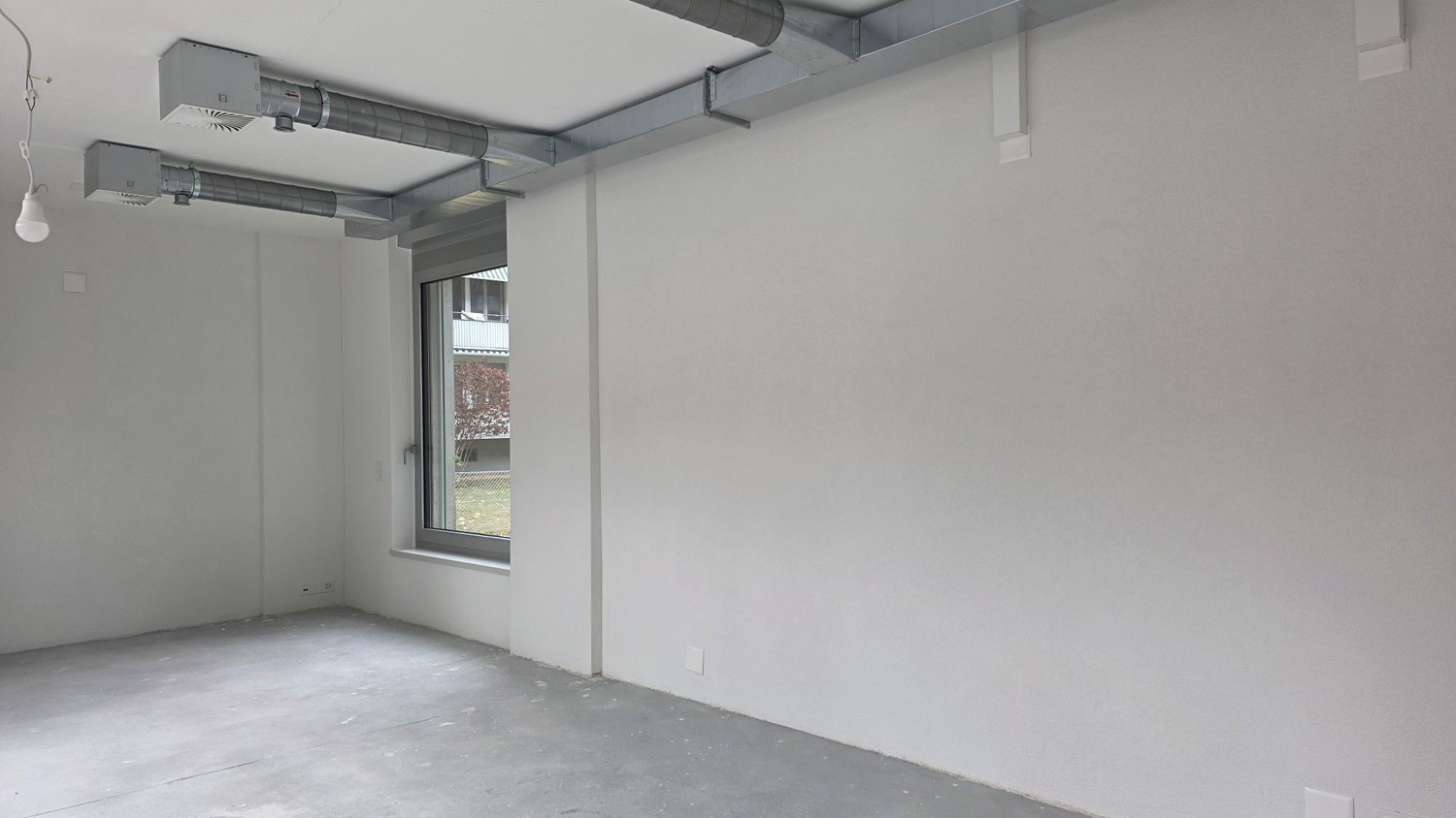 38m² commercial
