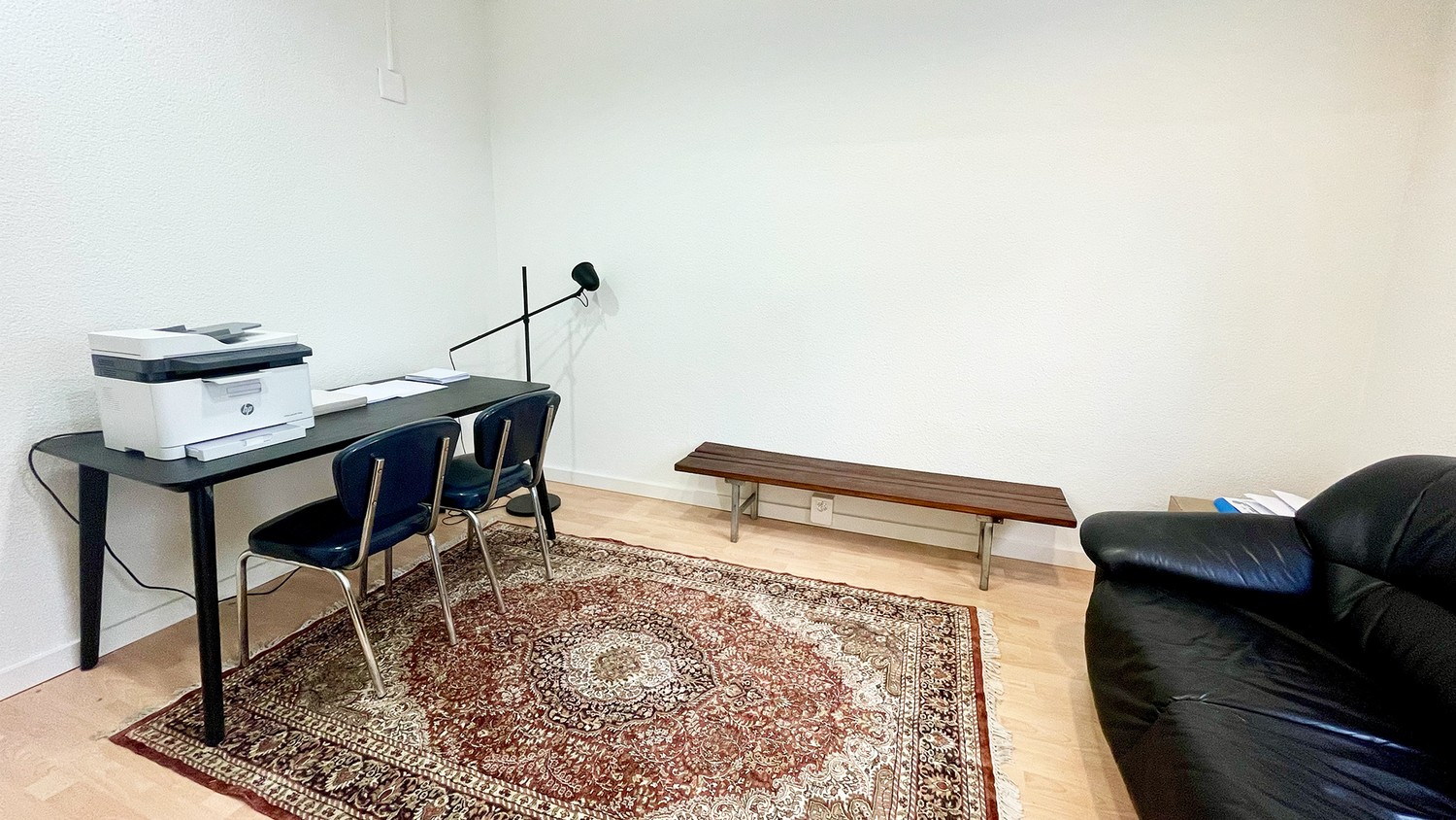 45m² office