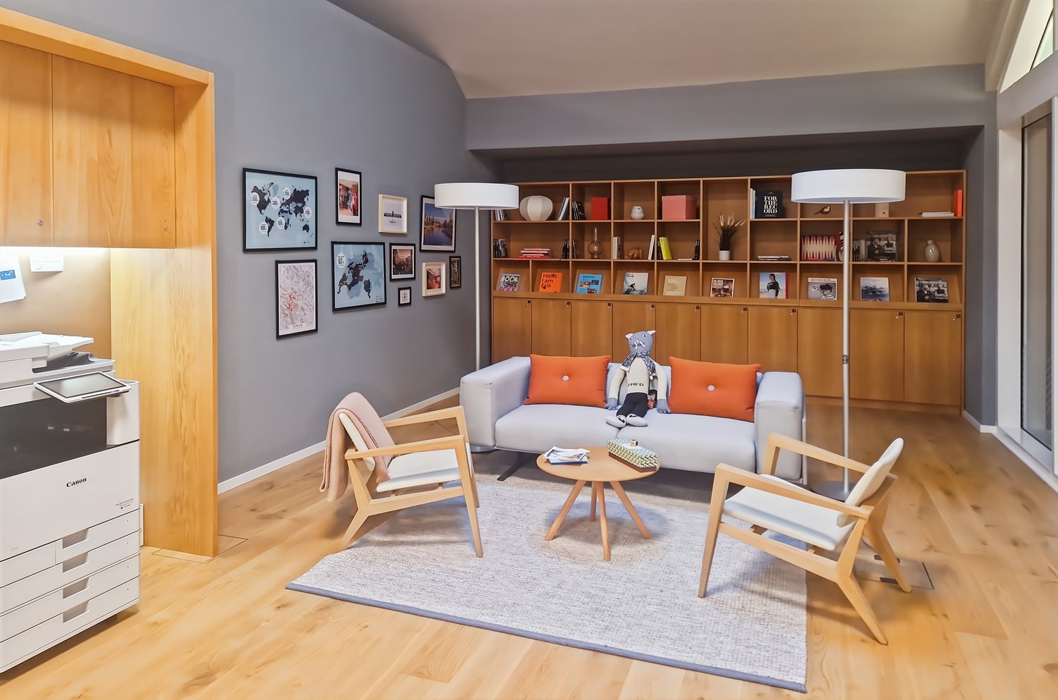 110m² office