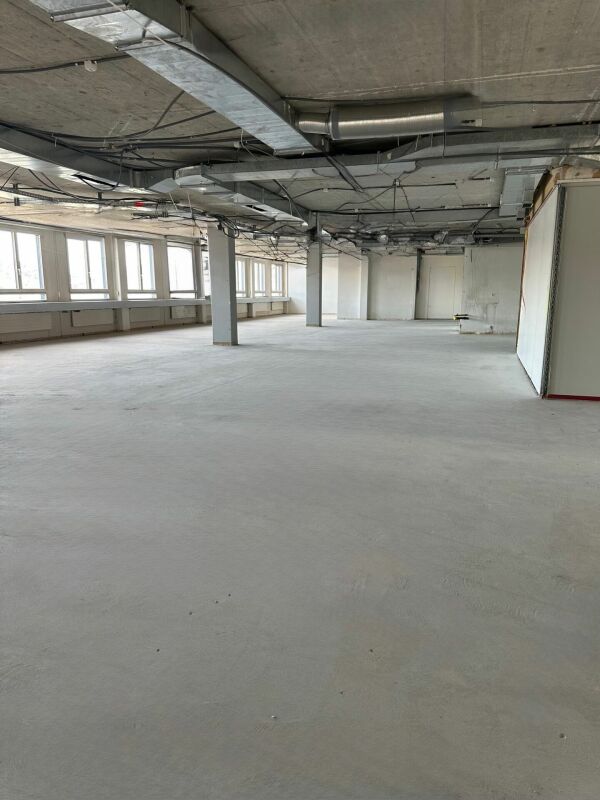 420m² office